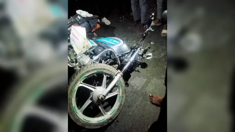 Aurangabad News : अनियंत्रित विंगर ने बाइक सवार को रौंदा, मौत के बाद बवाल