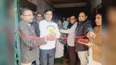 देवीपुर में बच्चों को पिलायी गयी पोलियो ड्रॉप