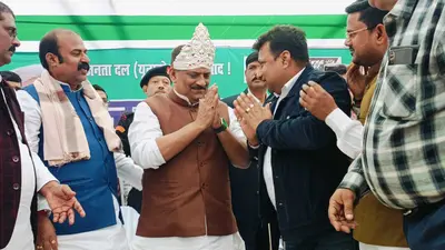 Katihar news : कार्यकर्ता सम्मेलन के जरिये 2025 एक बार फिर नीतीश के लिए जदयू ने भरी हुंकार