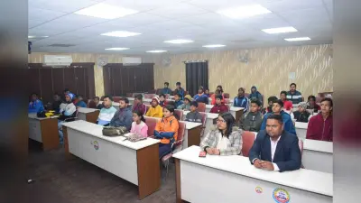 वे-बिनार में खिलाड़ियों और प्रशिक्षकों लिया भाग