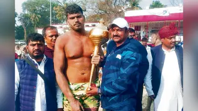 Buxar News: सुमंत ने जीता बिहार केशरी 2024 का खिताब