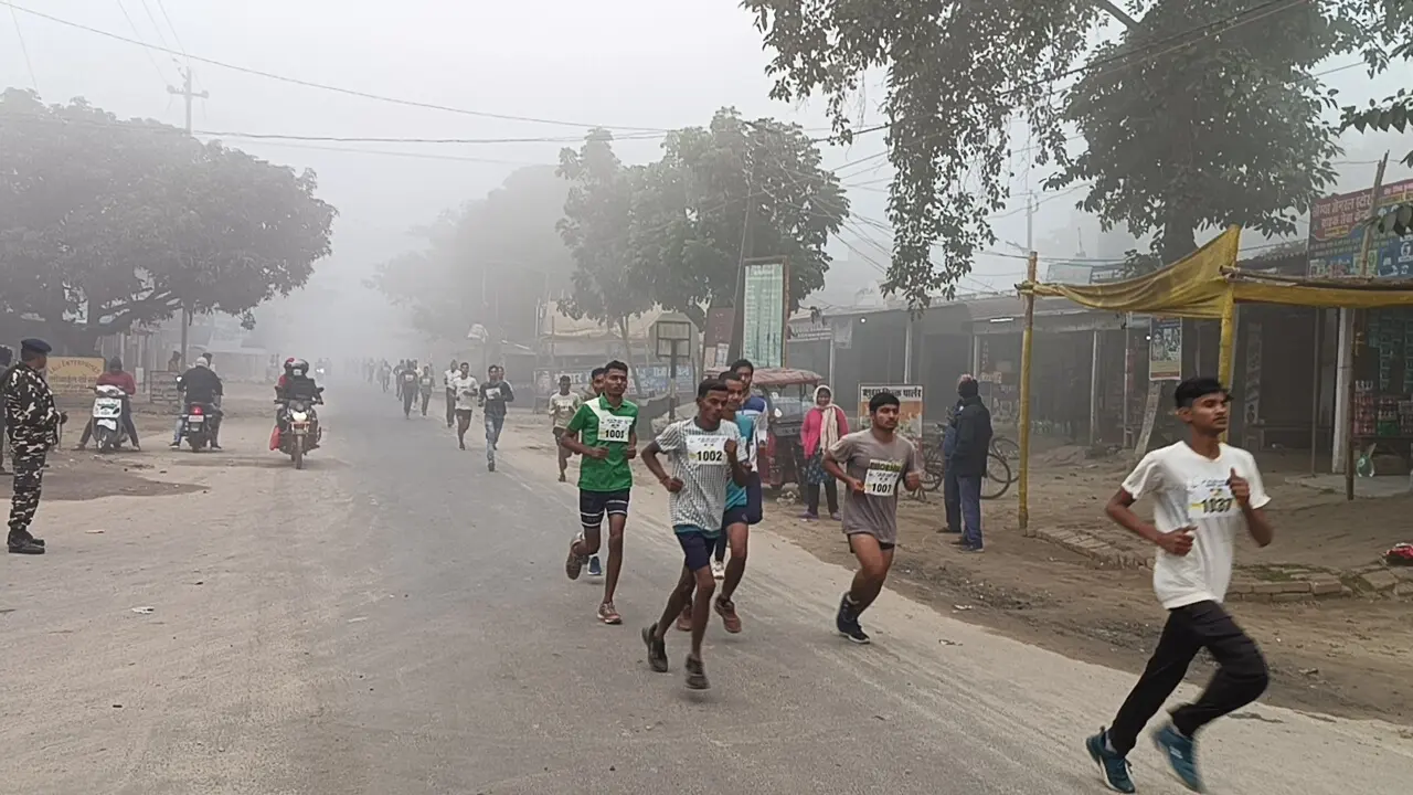 मैराथन में आठ युवती सहित 94 धावकों ने लिया हिस्सा