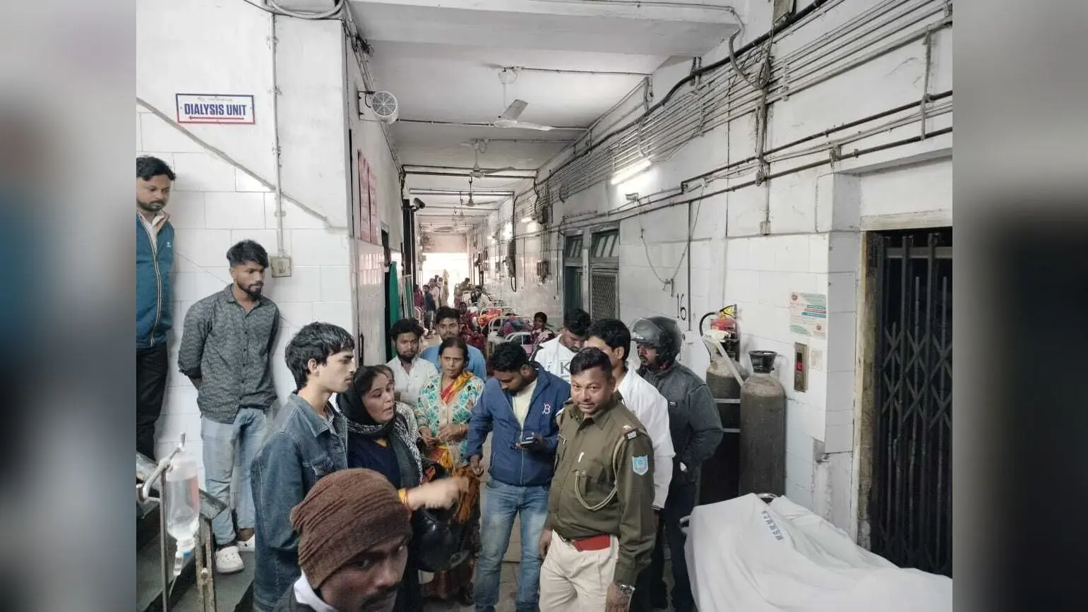 Jamshedpur News : पुल पर लहूलुहान पड़ा रहा मानगो का इलेक्ट्रीशियन, वीडियो बनाते रहे लोग, मौत पर क्या बोले परिवार के लोग