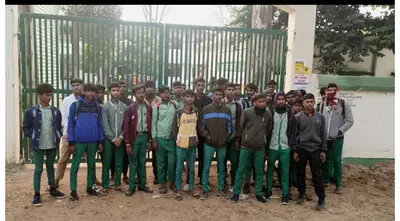 Giridih News: परीक्षा फार्म भरने के लिए 75 प्रतिशत अटेंडेंस जरूरी, कम उपस्थिति वालों ने किया हंगामा