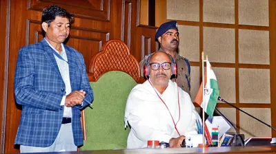 Political News : ऐसी नीतियां-कानून बनें, जिनसे शोषितों व पीड़ितों का उत्थान हो : स्पीकर
