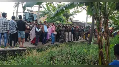 संपतचक में ग्रामीणों के विरोध पर अतिक्रमण हटाने गयी टीम लौटी