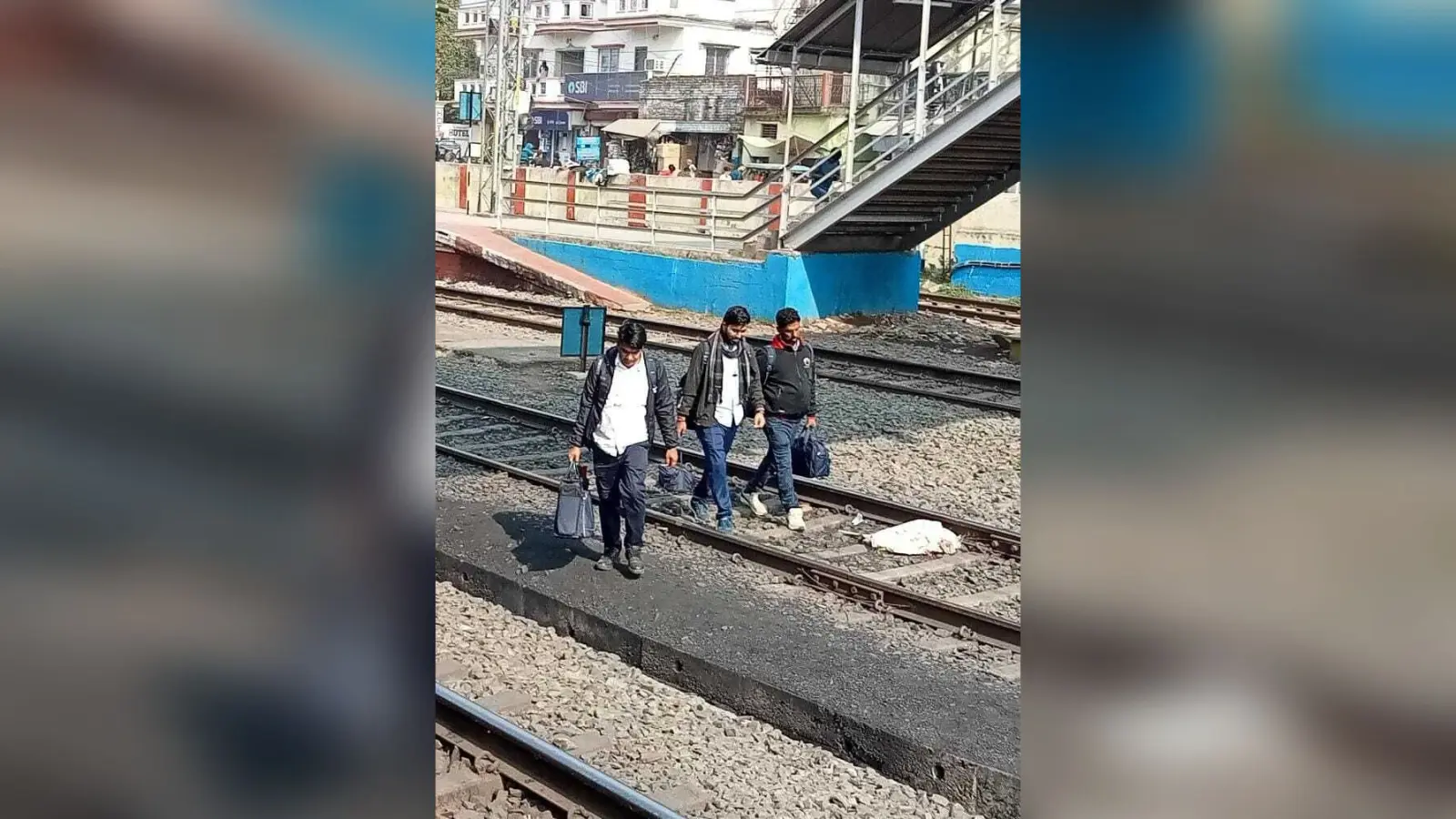 रेलवे ट्रैक पार करने में इस साल अबतक 12 की मौत, फिर भी नहीं सुधर रहे लोग