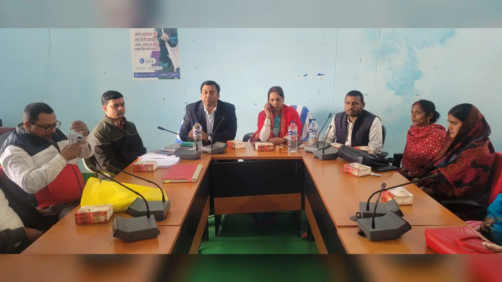 Deoghar news : पंचायत समिति सदस्य की बैठक मे छाया रहा पेयजल, बिजली और अबुआ आवास का मुद्दा