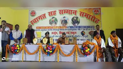 ट्रेनिंग पूरी कर पहुंचे अग्निवीर जवानों का ग्रामीणों ने किया स्वागत
