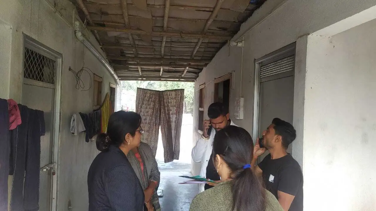 विभागीय निर्देश के बाद नर्सिंग होम अल्ट्रासाउंड पैथोलॉजी व एक्स-रे सेंटर की हुई जांच