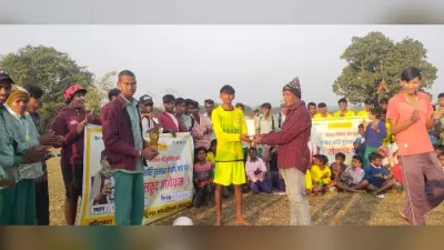 Giridih News :स्वस्थ, शिक्षित और सुरक्षित बचपन के तहत खेल प्रतियोगिता