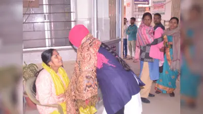 Bokaro News : बोकारो कोर्ट के लापता पेशकार का शव सदर अस्पताल के बरामदे में मिला
