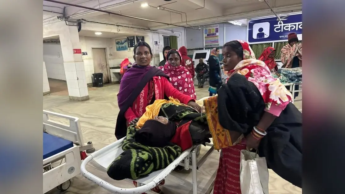 ठंड में इजाफा होने के साथ सदर अस्पताल में बढ़ने लगी मरीजों की संख्या