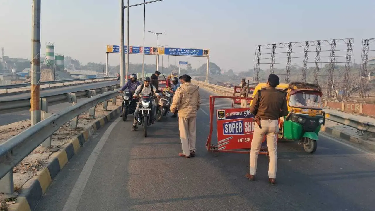 Patna News : चप्पे-चप्पे पर पुलिस ने की नाकाबंदी, ‘चक्रा’ से पहचान के बाद 30 शातिर गिरफ्तार
