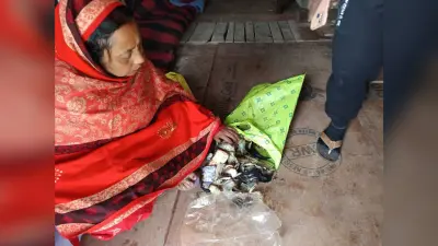 घर व कपड़ा दुकान में गैस सिलेंडर से लगी आग, 15 लाख की क्षति