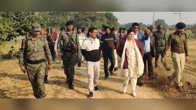 डीएम ने कृषि विज्ञान केंद्र का लिया जायजा, किसानों को दी जा रही नवीनतम तकनीक से हुईं अवगत