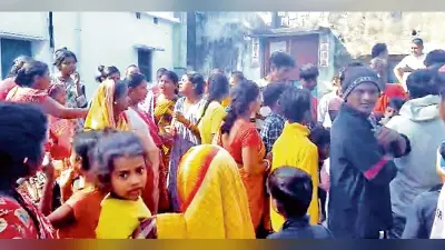 आंगनबाड़ी केंद्र में परोसी गयी खिचड़ी में छिपकली मिलने से हड़कंप