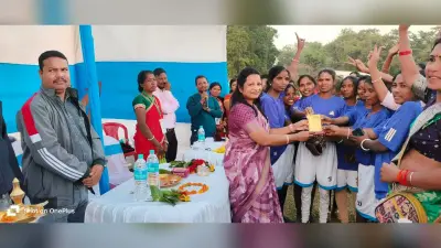 Chaibasa News : फुटबाॅल में कोटगढ़, कबड्डी में किरीबुरु सीएलपी रहे विजेता