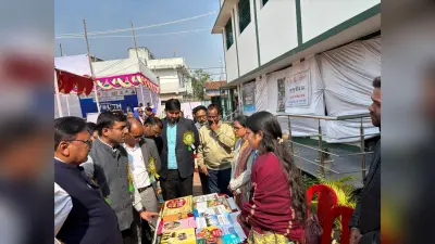 Seraikela News : युवा पीढ़ी के विकास के लिए एकजुटता जरूरी : डीडीसी
