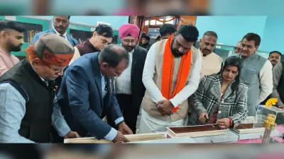 जीएन पुस्तकालय सह संग्रहालय को कॉरिडोर बनाने का दिया आश्वासन