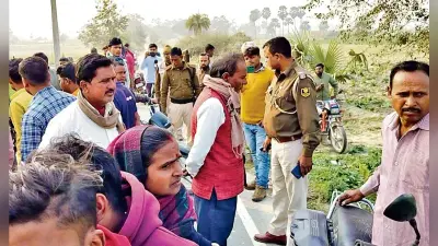 hajipur news. स्कूल से बच्चे को लेकर लौट रहे दंपती से लूट, डराने के लिए फायरिंग भी की