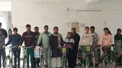 14 छात्र-छात्राओं के बीच बांटी गयी साइकिल वितरण