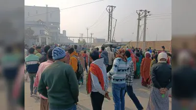 सीमेंट फैक्ट्री में हुई घटना को दबाने की मंशा ने भड़काया जनाक्रोश