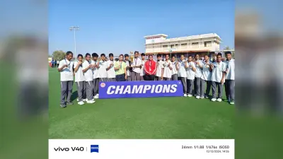 Hockey : एसजीएफआइ नेशनल हॉकी में झारखंड बालिका टीम बनी चैंपियन
