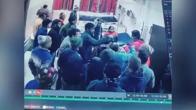 Bokaro News : सदर अस्पताल में मरीज की मौत, चिकित्सक के साथ दुर्व्यवहार
