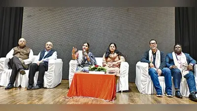 Dhanbad News:छात्रों के हुनर को पंख देता है एनआइएफटी