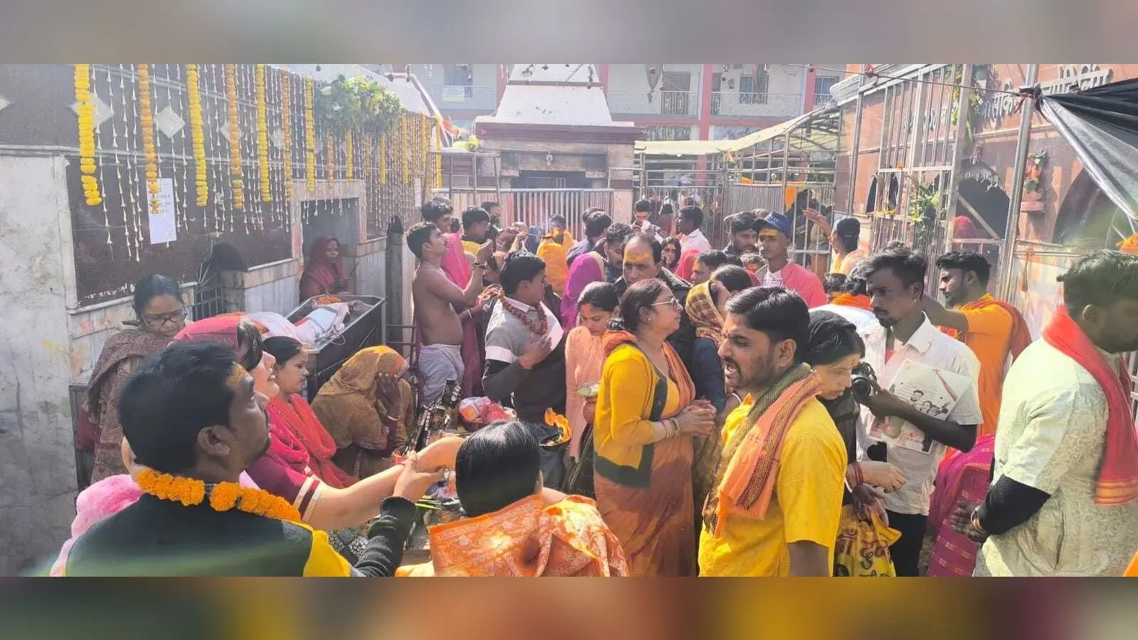 चतुर्दशी पर 35 हजार भक्तों ने बाबा फौजदारीनाथ की पूजा अर्चना