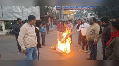 जेएसएससी-सीजीएल रिजल्ट मामले में भाजयुमो ने सीएम का फूंका पुतला