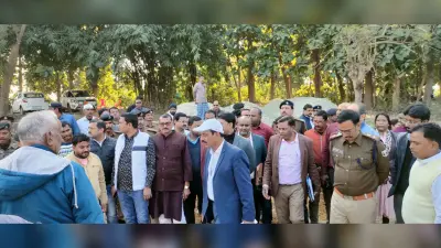 डीएम ने विकास कार्यों का किया निरीक्षण,मुख्यमंत्री के संभावित आगमन को लेकर हो रही तैयारी