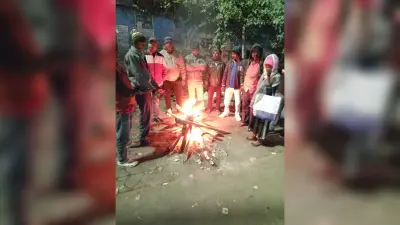 Chaibasa News : चाईबासा में कड़ाके की ठंड, तापमान 7 डिग्री तक गिरा