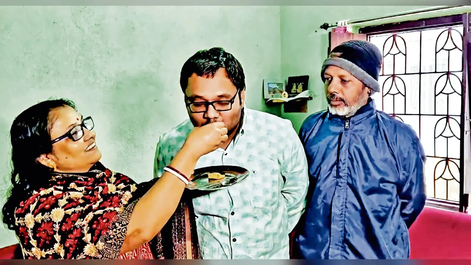 यूपीएससी-आइएसएस 2024 परीक्षा में बंगाल के दो युवाओं का परचम, हासिल किये प्रथम व द्वितीय स्थान