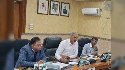 Dhanbad News : रेल उपभोक्ता सलाहकार समिति की बैठक में उठी मांग- थ्रू लेन व दक्षिण छोर में अवैध वसूली पर लगे रोक