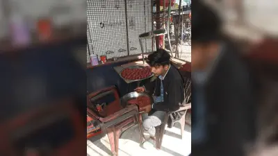 Dhanbad News : नाश्ते की दुकान में तब्दील हो चुका हीरापुर हटिया का पुलिस पोस्ट
