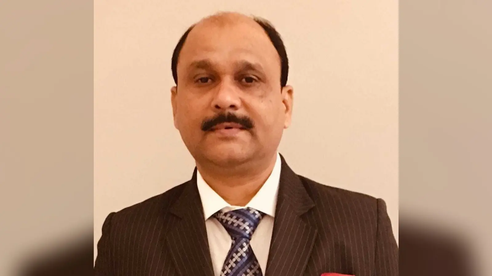 ठंड के बदलते तेवर से लोगों की बिगड़ रही सेहत