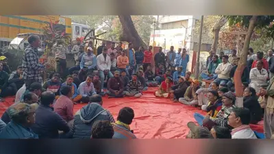 Katihar news : मांगें पूरी नहीं होने पर 26 से अनिश्चितकालीन हड़ताल पर जायेंगे निगम कर्मचारी