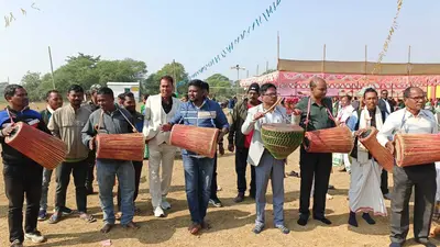 Chaibasa News : अपनी भाषा-संस्कृति व परंपरा बचाने के लिए आदिवासी एकजुट हों : जगत माझी