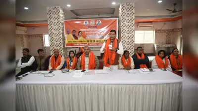 chaibasa news : चाईबासा पहुंचे पूर्व मुख्यमंत्री ने गुदड़ी घटना पर गहरी चिंता जतायी, कहा- सरकार से भरोसा उठने व थाने में न्याय नहीं मिलने पर कानून हाथ में लेती है जनता