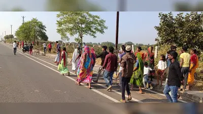 Dhanbad News: श्मशान घाट की जमीन की चहारदीवारी करा रहे लोगों को खदेड़ा, तोड़फोड़