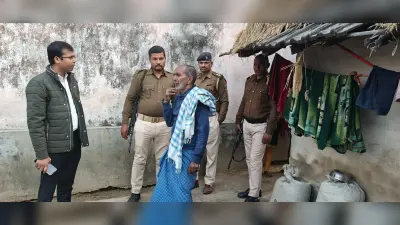 बीडीओ ने आवास योजना की जांच की, दी चेतावनी