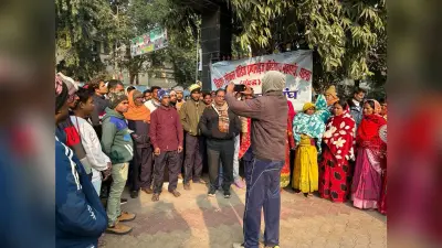आक्रोश रैली निकाल कर निगम के सफाईकर्मियों ने जताया विरोध