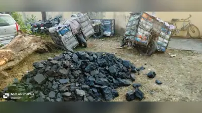 अवैध कोयला लोड दो बाइकें जब्त, चालक फरार