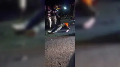 हाइवे पर दो बाइकों में टक्कर, एक की मौत, चार घायल