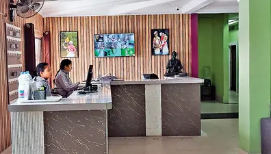 Ranchi News : रांची स्टेशन पर शुरू हुई रिटायरिंग रूम और डोरमेटरी की सुविधा