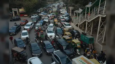 गांधी मैदान के सभी कट बंद, भीषण जाम में फंसे रहे वाहन