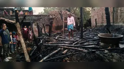 Aurangabad News : आग से चार परिवारों का घर जला