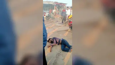 दो बाइकों की टक्कर में एक व्यक्ति घायल